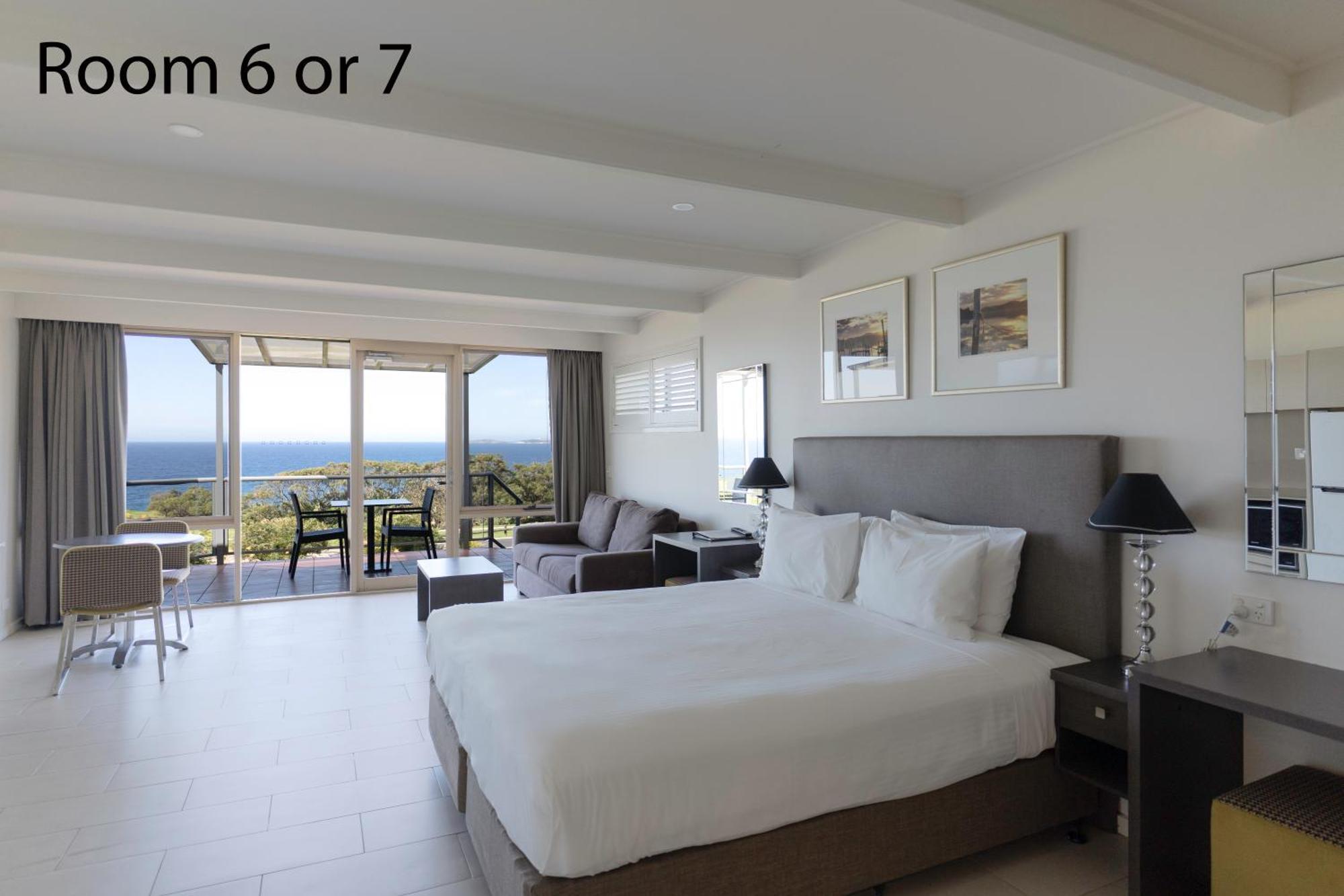 Amooran Oceanside Apartments And Motel Нарума Екстериор снимка