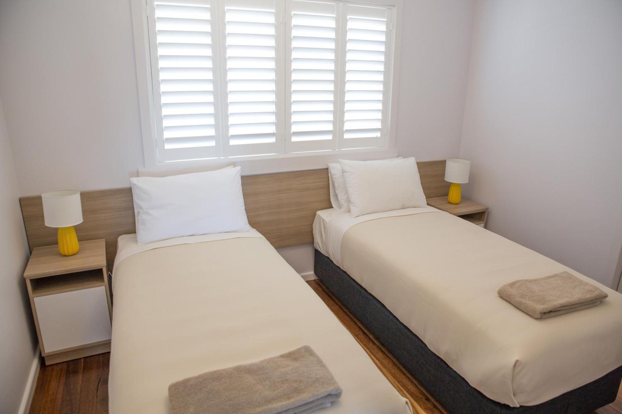 Amooran Oceanside Apartments And Motel Нарума Екстериор снимка